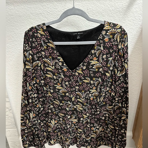 BUNDLE DEAL! Your New Spring wardrobe is here!! - Picture 8 of 15